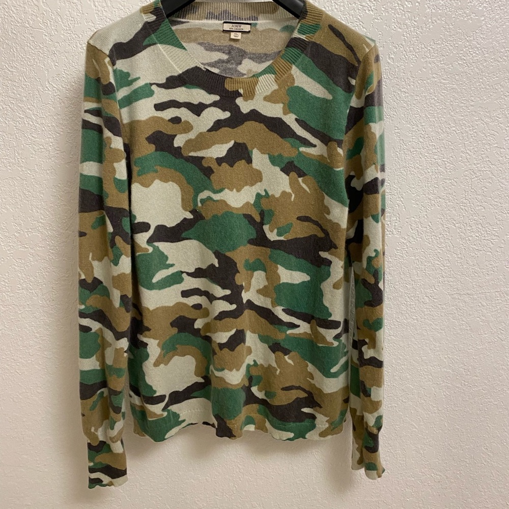 J crew woman’s cashmere sweater size XL made in China